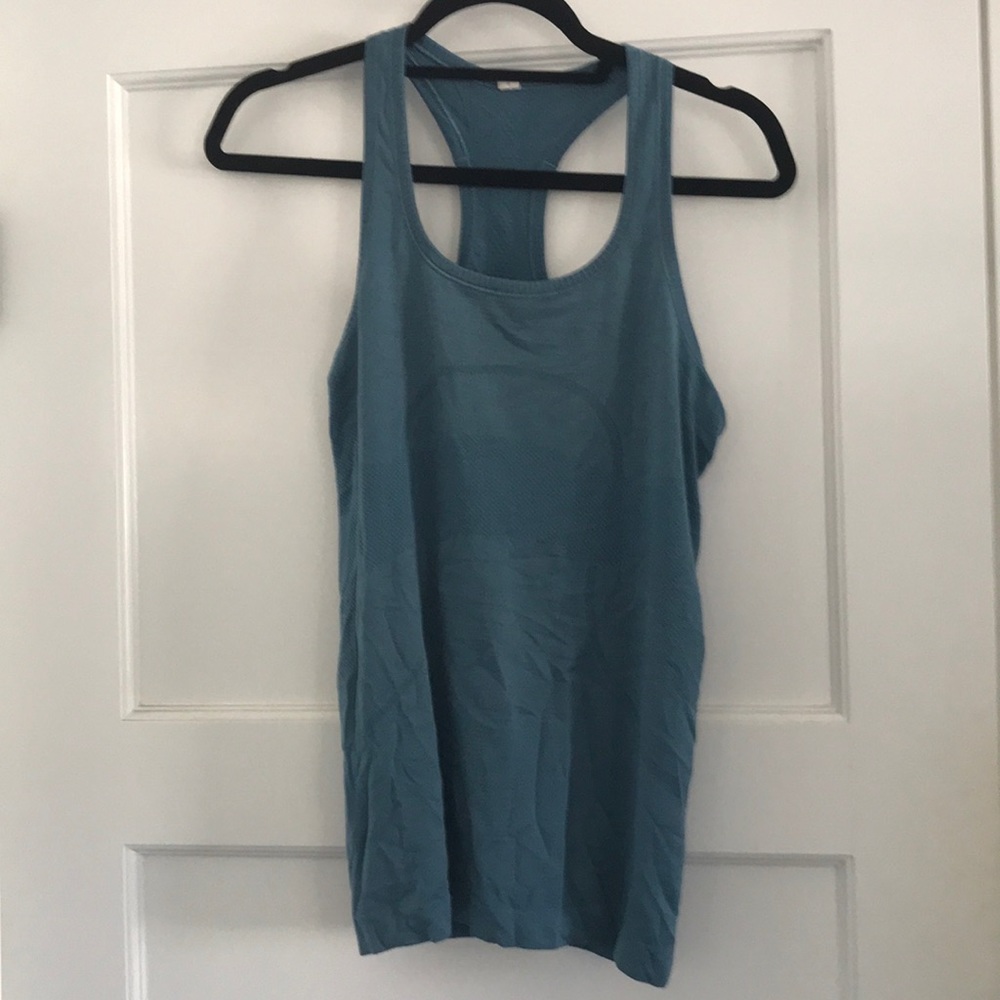 Lululemon athletic tank